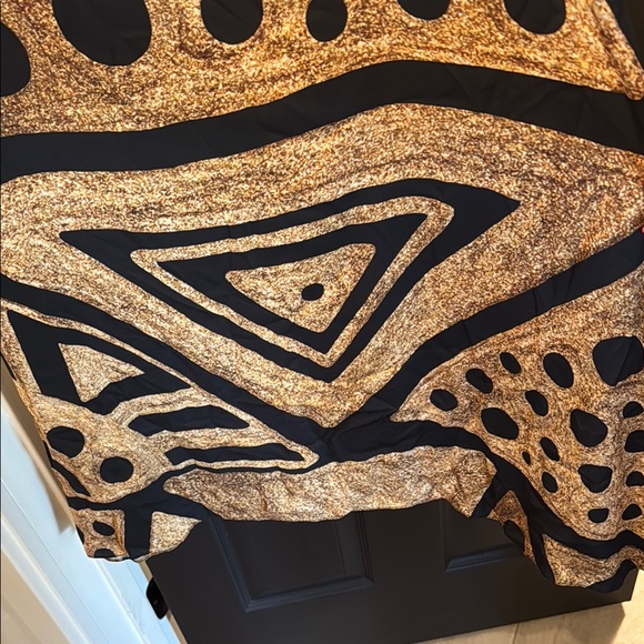 Abstract Patterned Maxi Dress - Picture 2 of 6